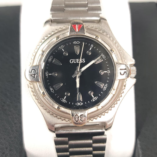 Men's Guess Watch – 37mm Case, Stainless Steel Quartz Precision Timekeeping