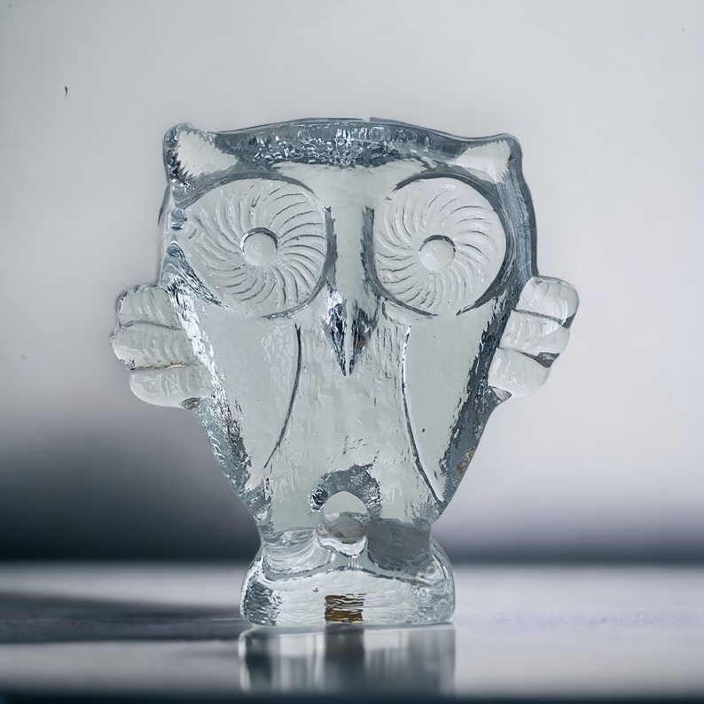 Vintage Boda Crystal Glass Owl Figure Sweden, Kosta Boda