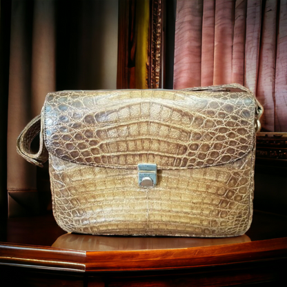 Vintage Designer Leather Purse Bag And Wallet Handbag