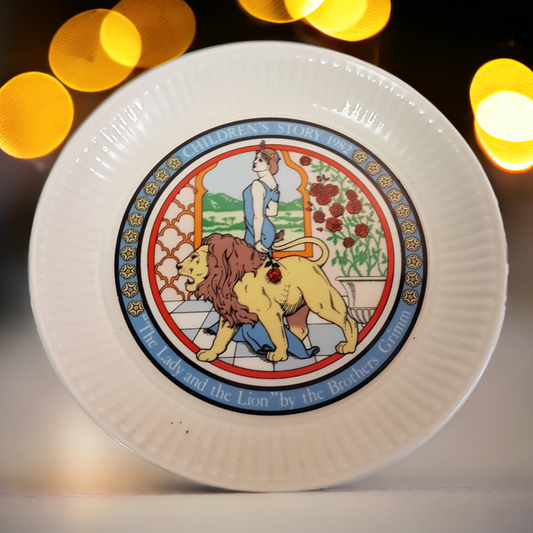 Wedgwood Children's Stories The Lady and the Lion 1982 Collector Plate