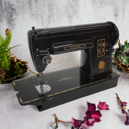 Singer Featherweight 301 Sewing Machine Quilt Makers Dream