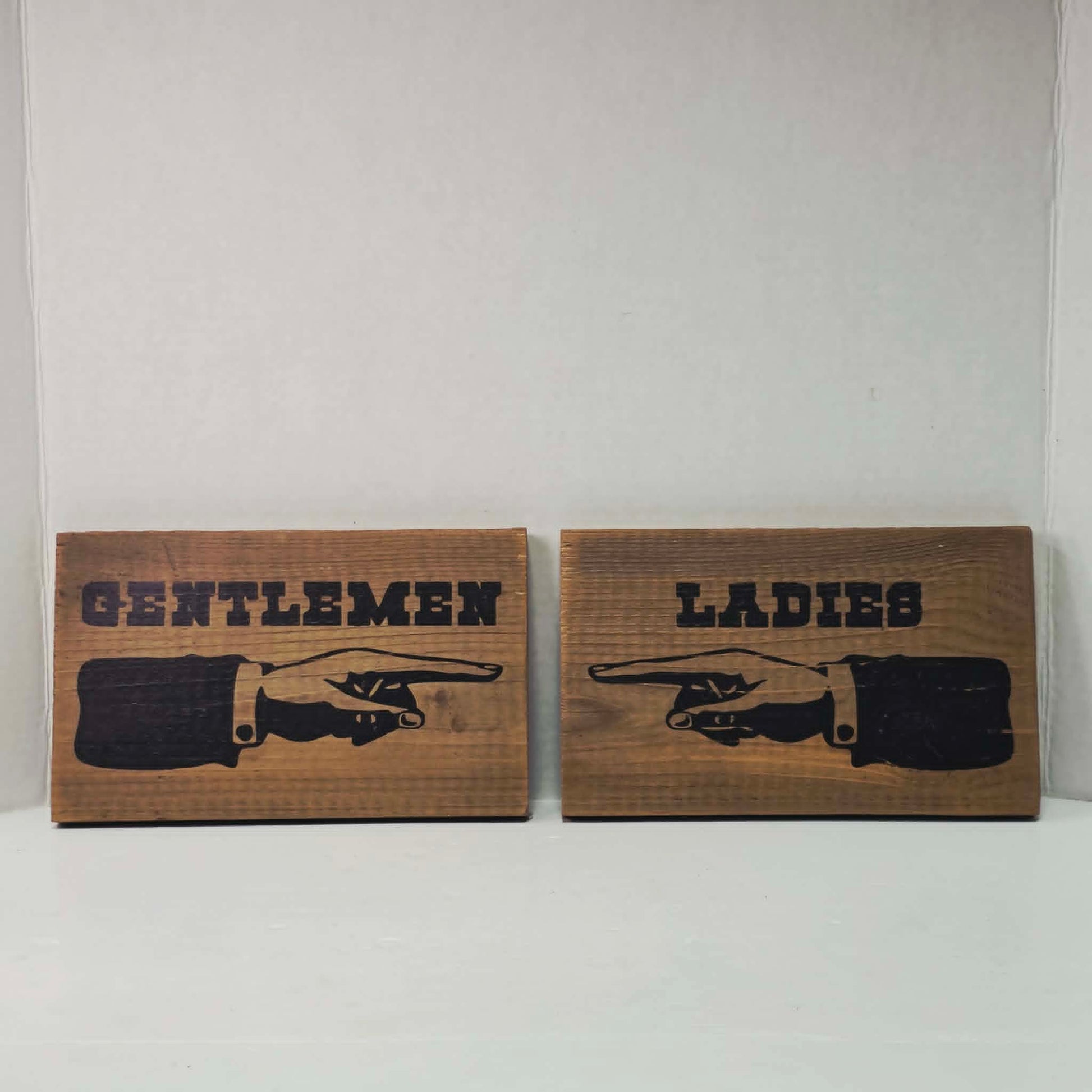 Ladies restroom sign
Gentlemen restroom sign
Wooden bathroom signs
Antique hand decor