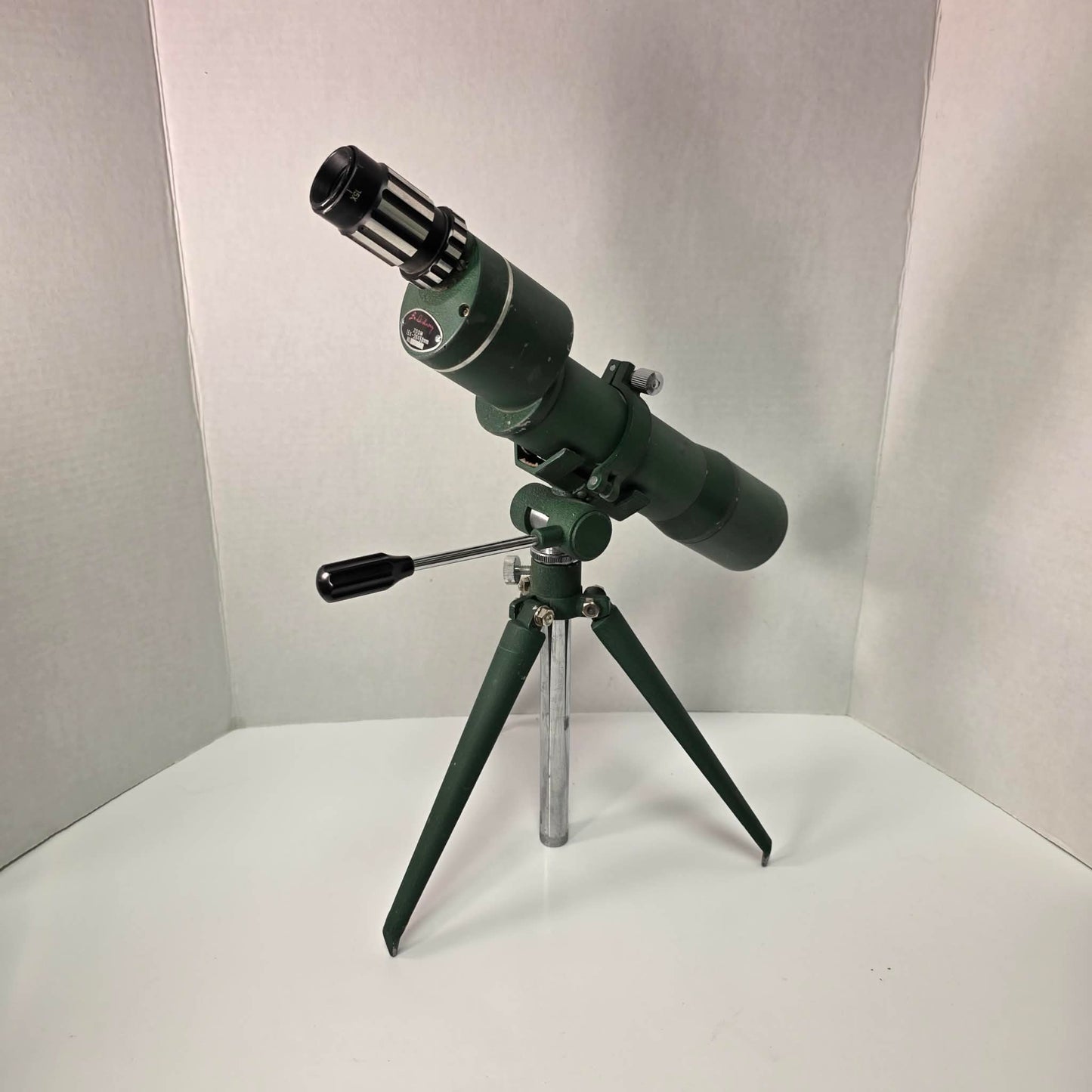 Vintage L.M. Dickson spotting scope 15–30x50 with tripod, mid-century hunting optics in good usable condition, model 14381.