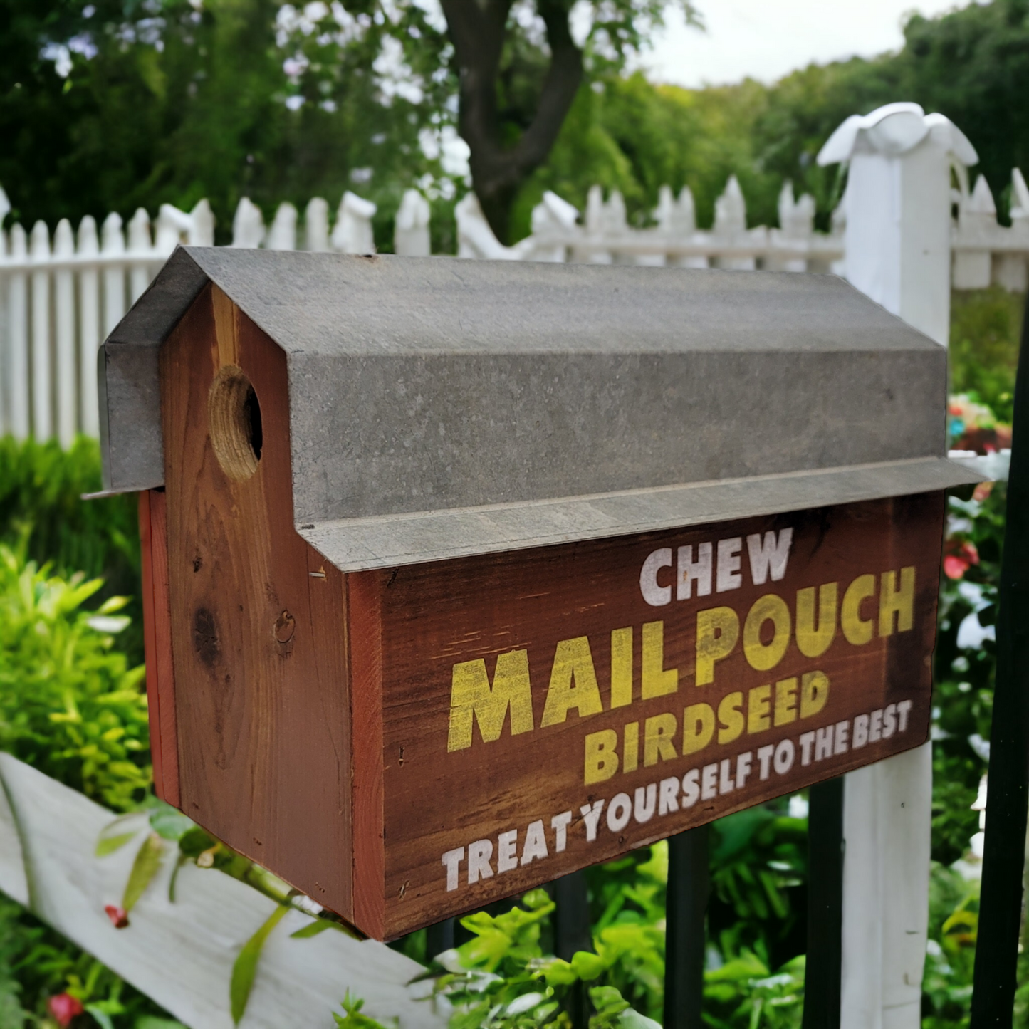 Bird House Barn Chew Mail Pouch Birdseed