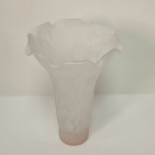Vintage Tulip-Shaped Mottled White & Pink Glass Lampshade Ruffled Edge 6-Inch Tall