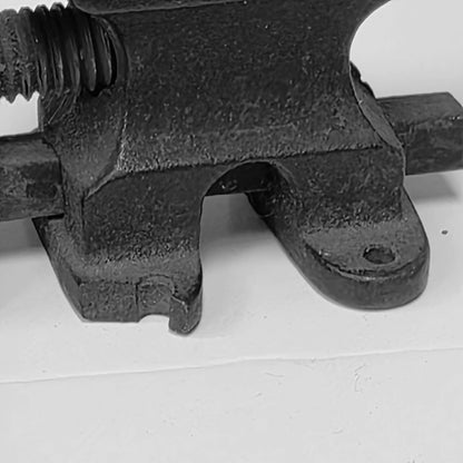 Antique Miniature Jeweler's Vise with Built-In Anvil – Primitive Bench Vise - Wainfleet Trading Post