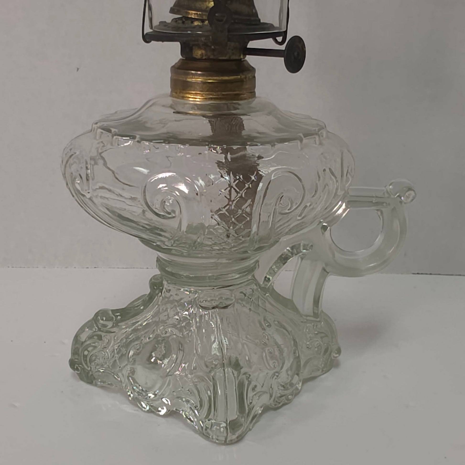 Victorian Princess Feather kerosene lamp with rare finger holder variation