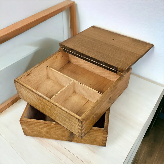 wooden sewing box 