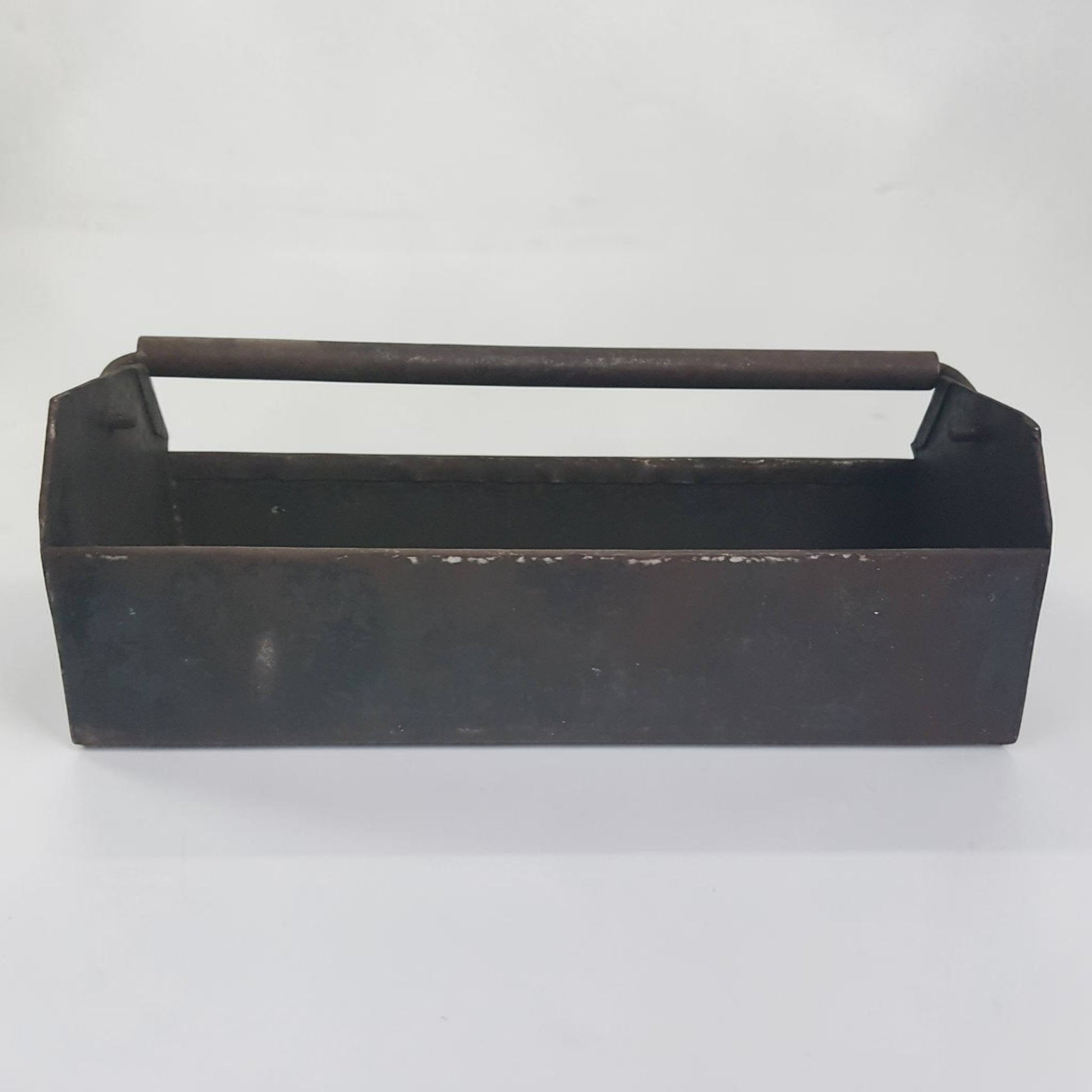 Antique Shell Motor Oil countertop display tote with swing handle