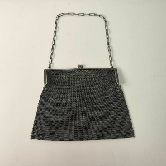 1920s flapper era silver mesh chain purse, 6.5 inch Art Deco evening bag
