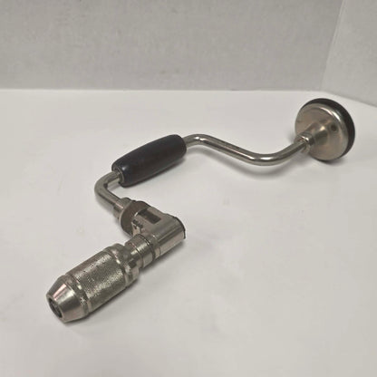 Vintage Stanley No. 923 ratcheting bit brace made by Stanley Canada.
