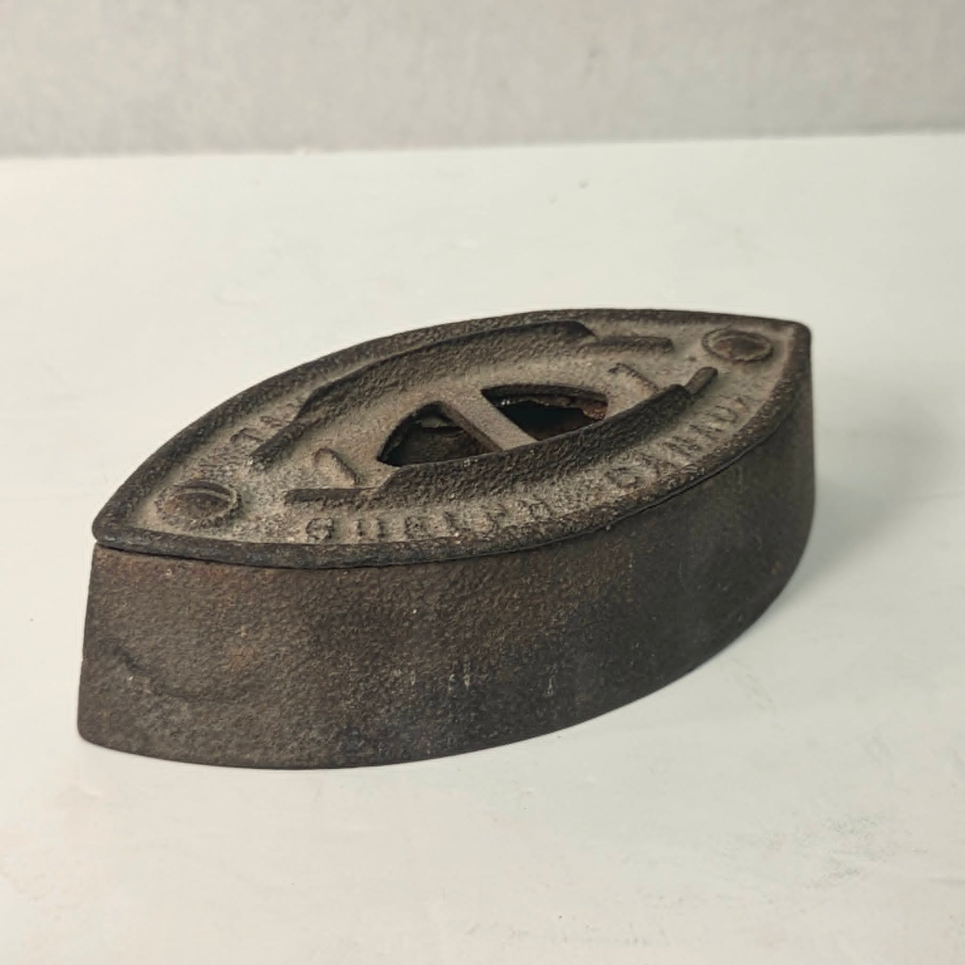 Antique Taylor Forbes No. 1 sad iron made in Guelph, Ontario, Canada.