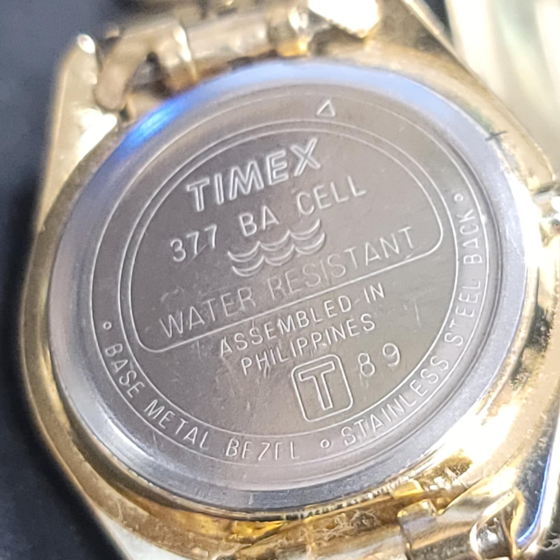 Vintage Ladies Timex Gold Watch with Date – Gently Used