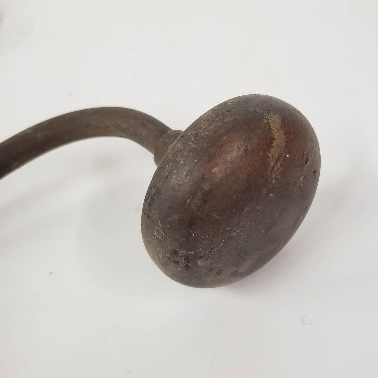 bit brace drill vintage hand crank wooden carpentry hand tools