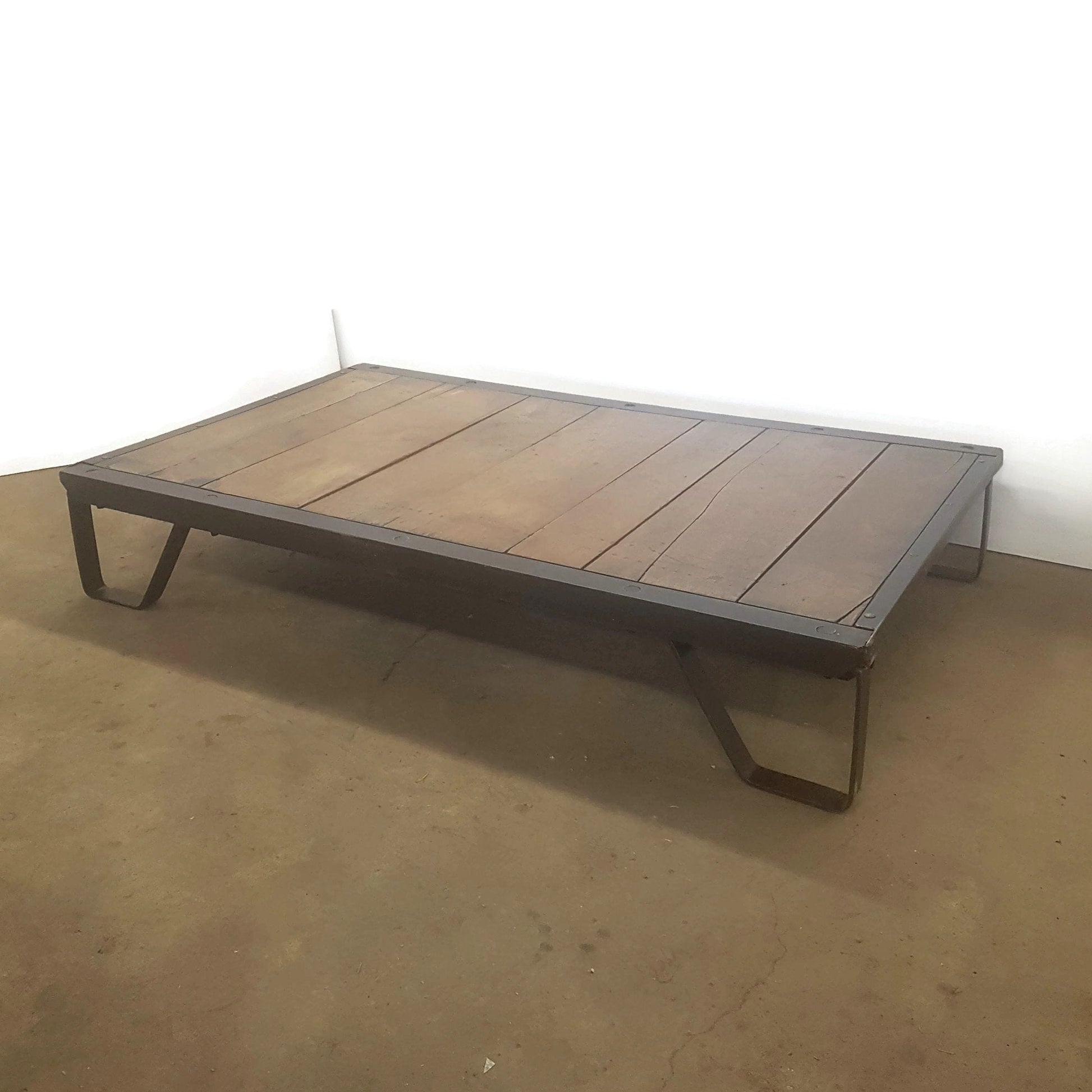 santa fe railway hardwood factory pallet