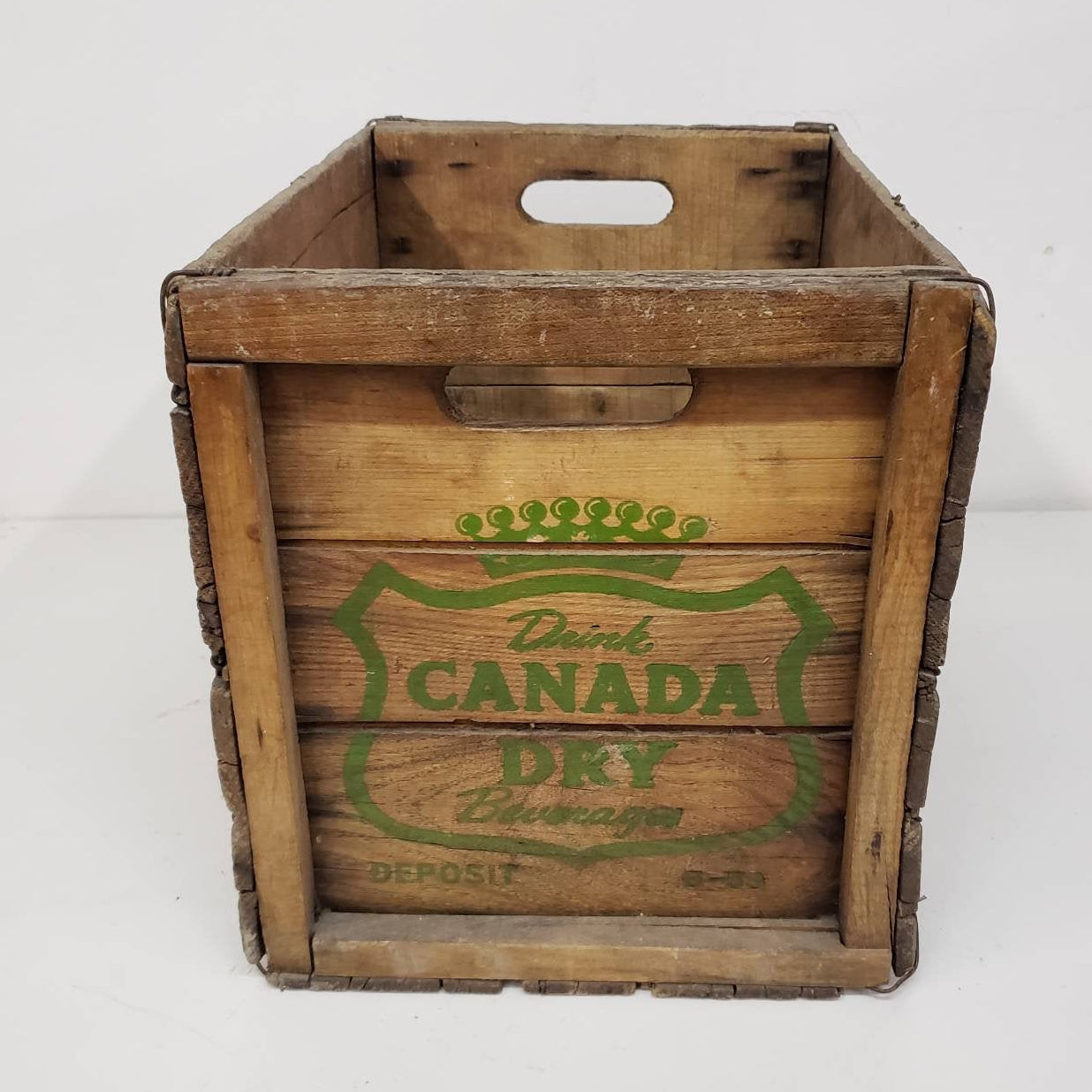 canada dry crate vinage wooden soda delivery box