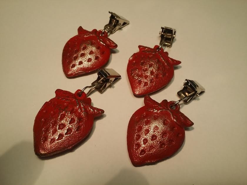table cloth / curtain weights strawberry