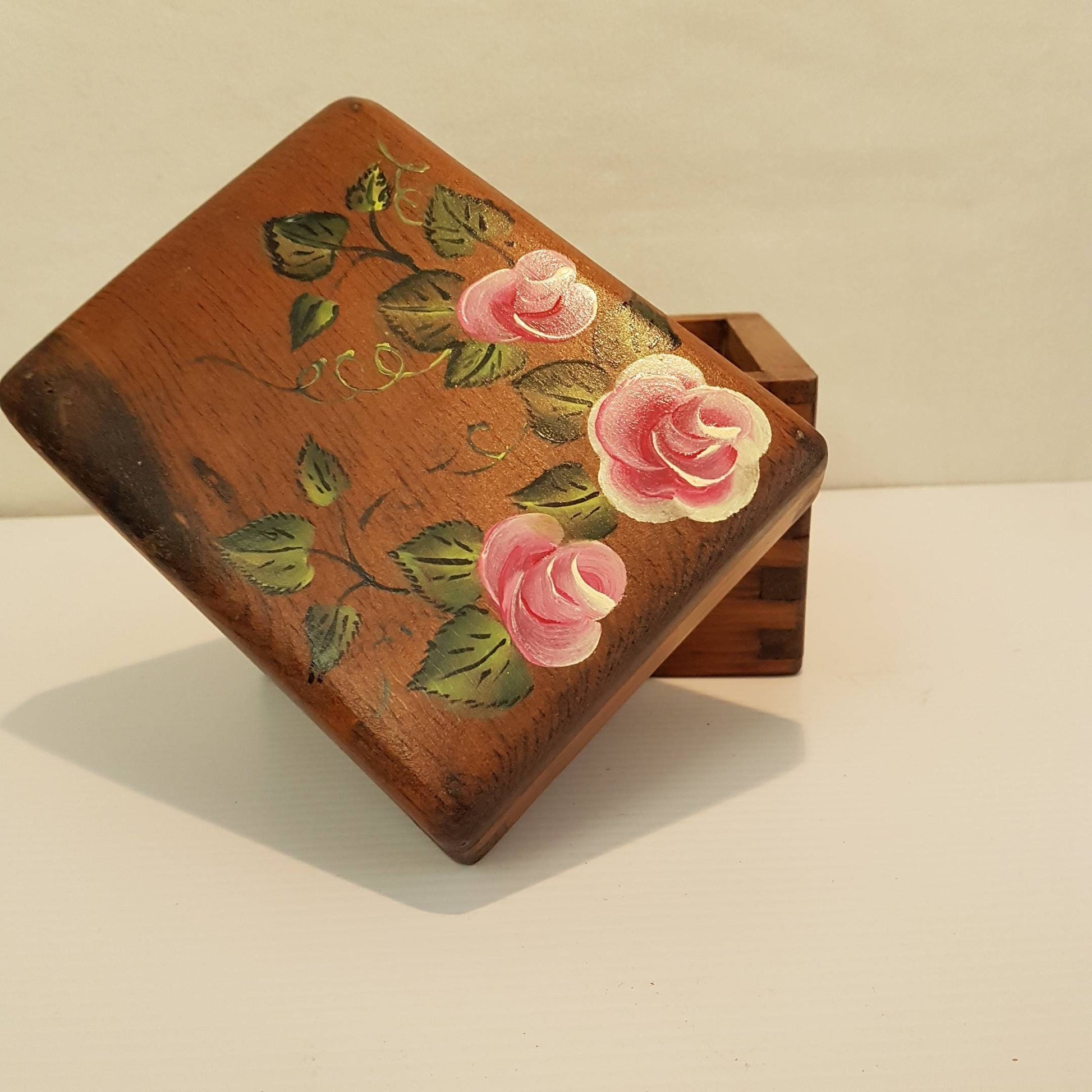 finger jointed wooden box keepsake box