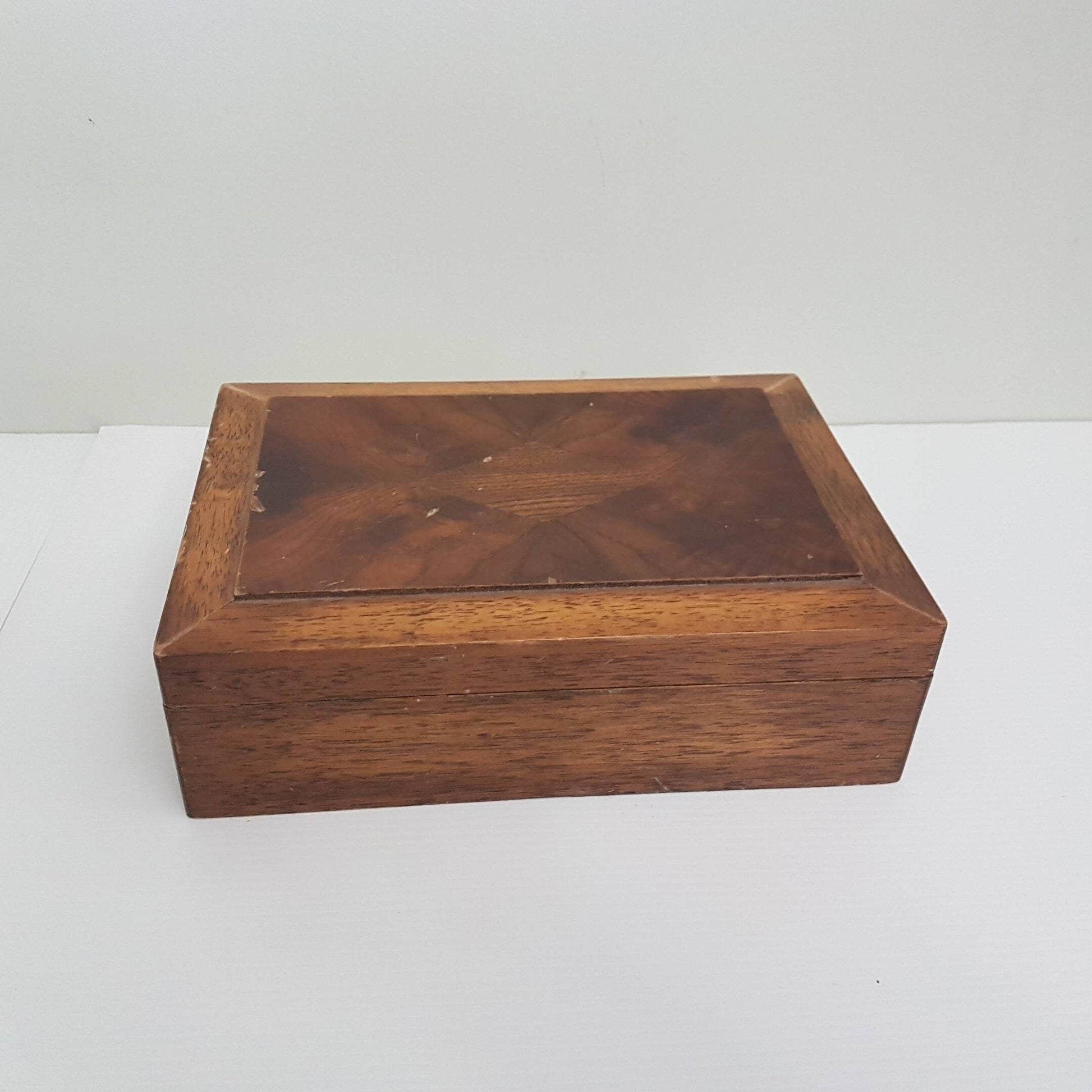 wooden jewelry box in lay marquetry jewelry box