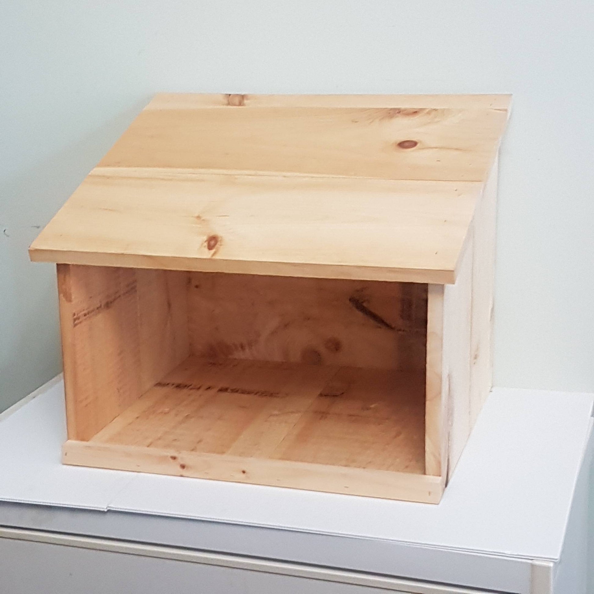 large pine chicken nesting box