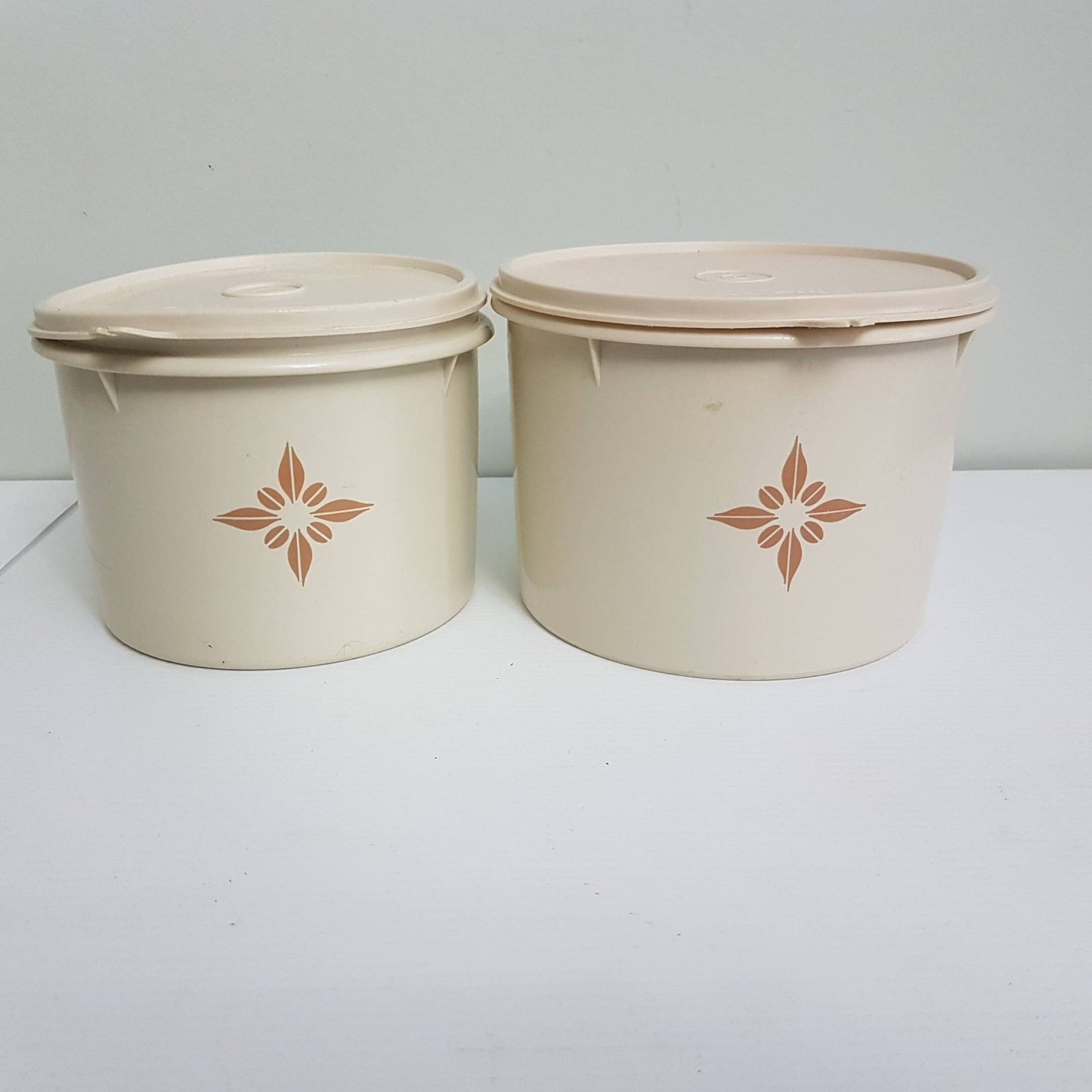 tupperware cannister almond