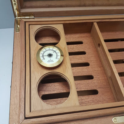humidor cedar cigar box bevelled glass top