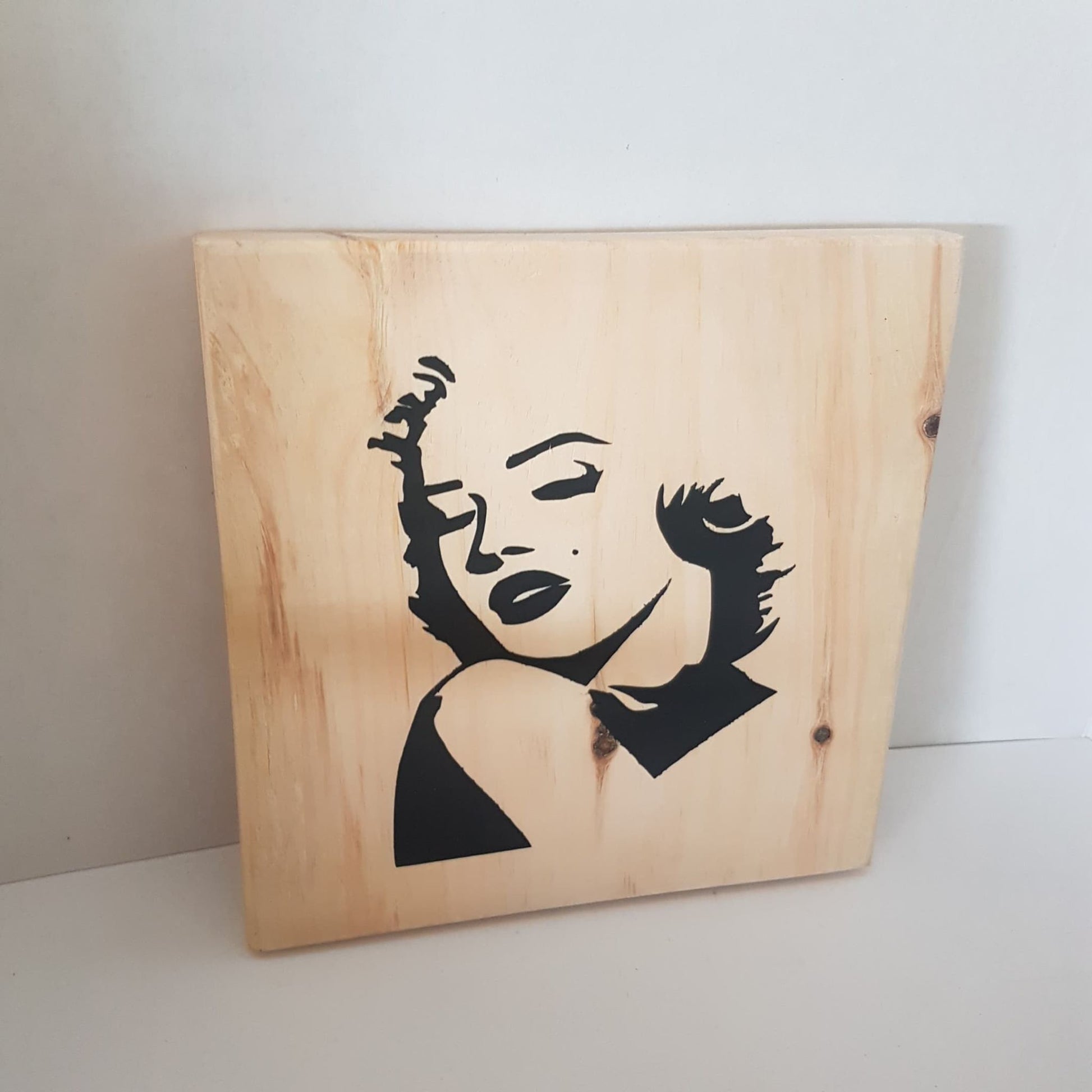 elvis presley and marilyn monroe bathroom restroom sign