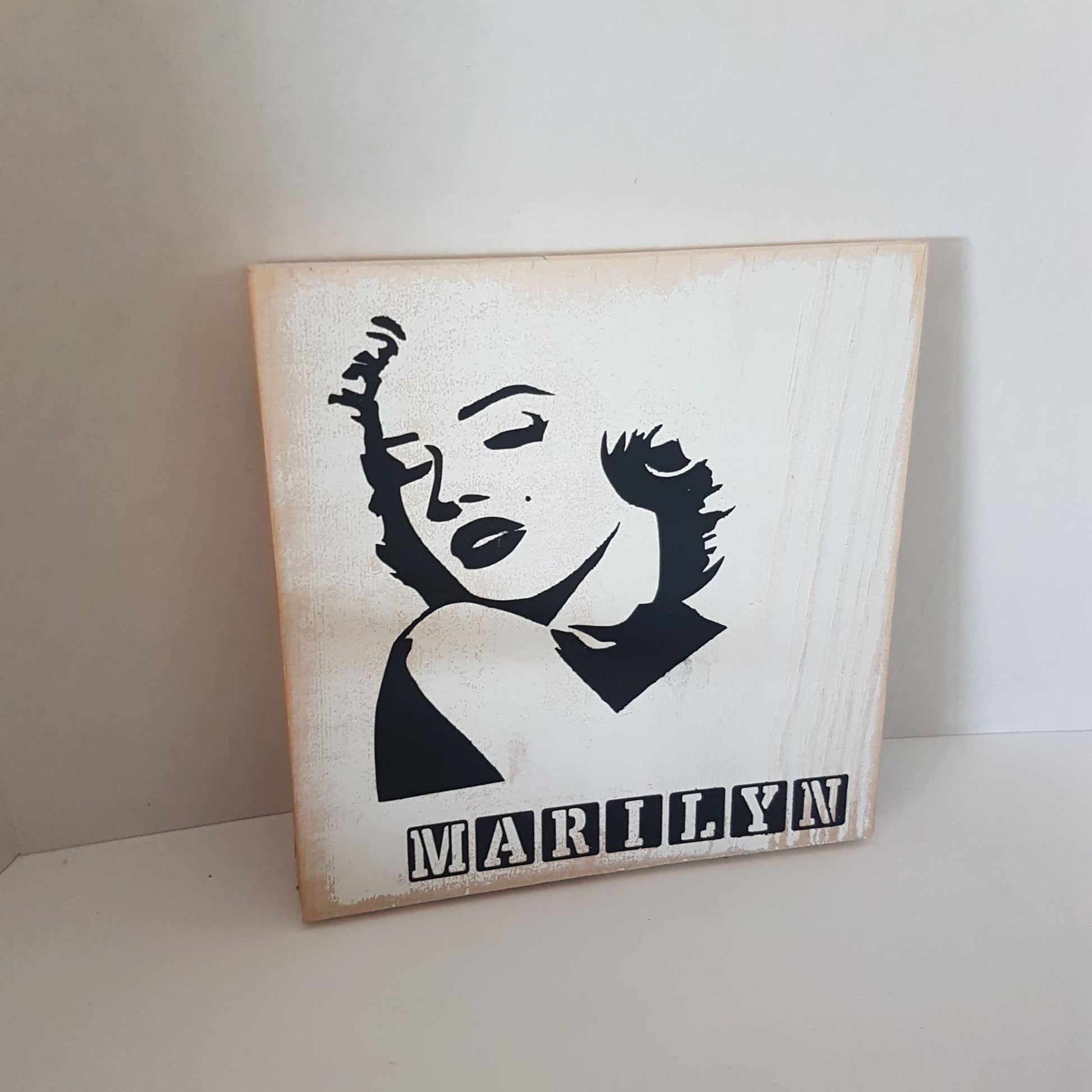 elvis presley and marilyn monroe bathroom restroom sign
