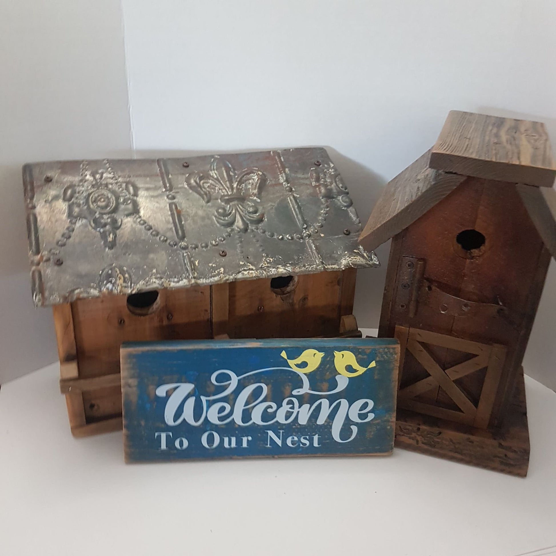 wooden handmade welcome to our nest