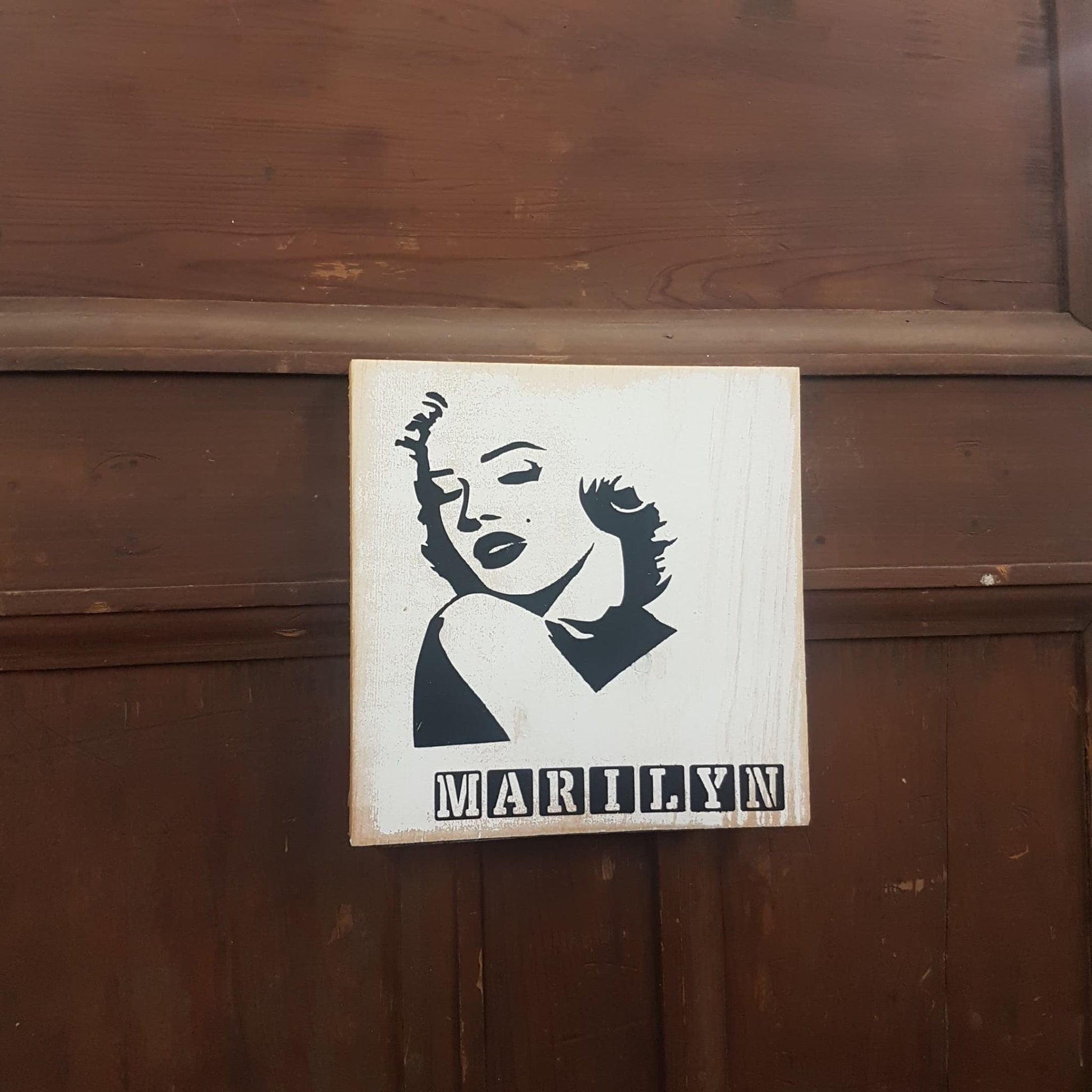 elvis presley and marilyn monroe bathroom restroom sign