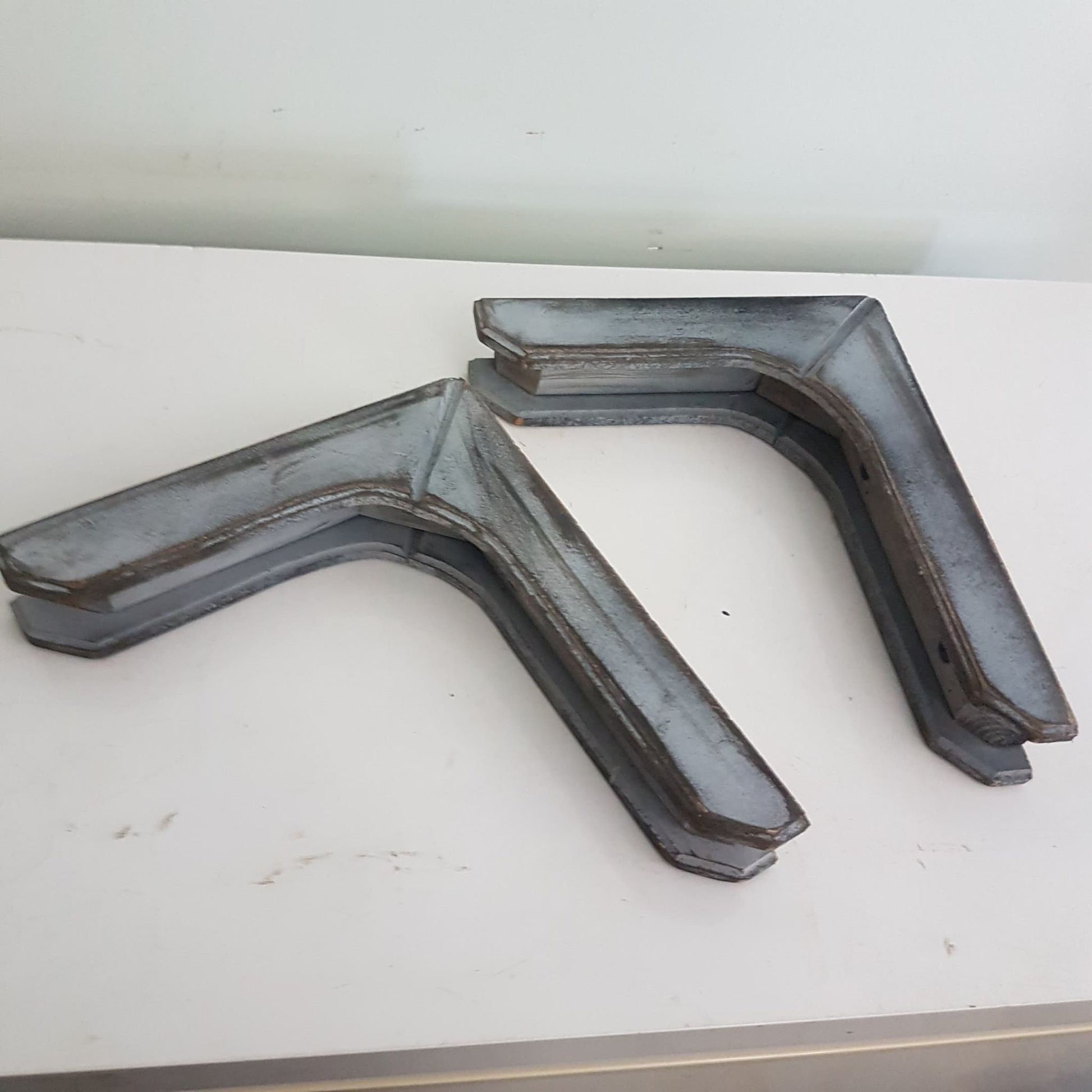 shelf brackets wooden shelf