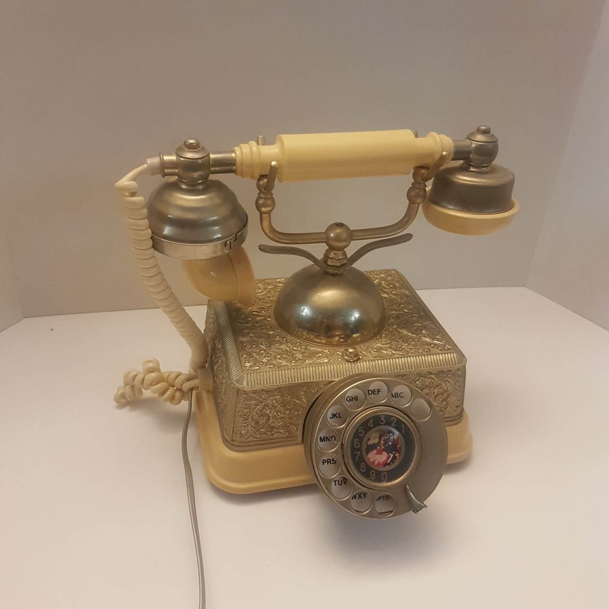 vintage mcm boudoir telephone