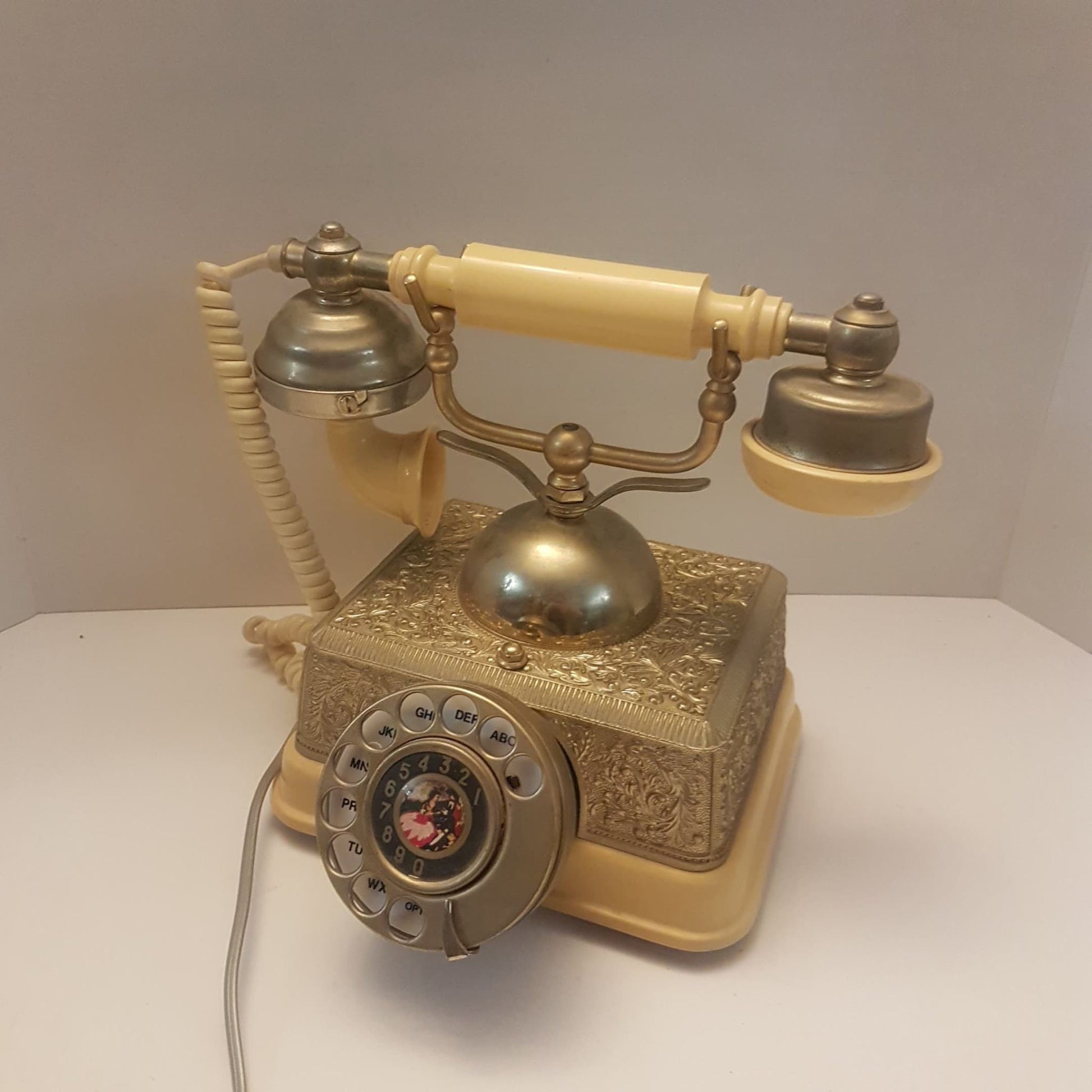 vintage mcm boudoir telephone