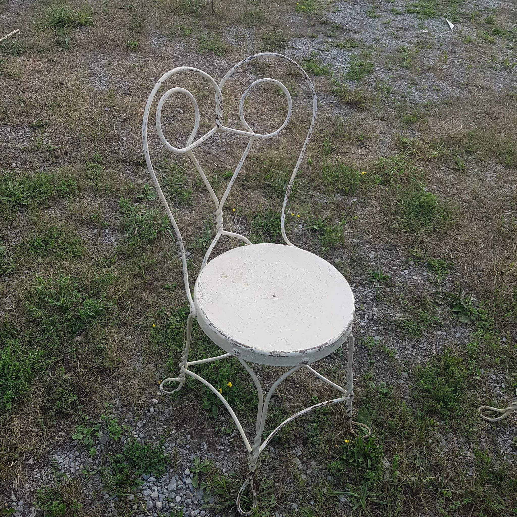 Outdoor ice 2025 cream parlor chairs