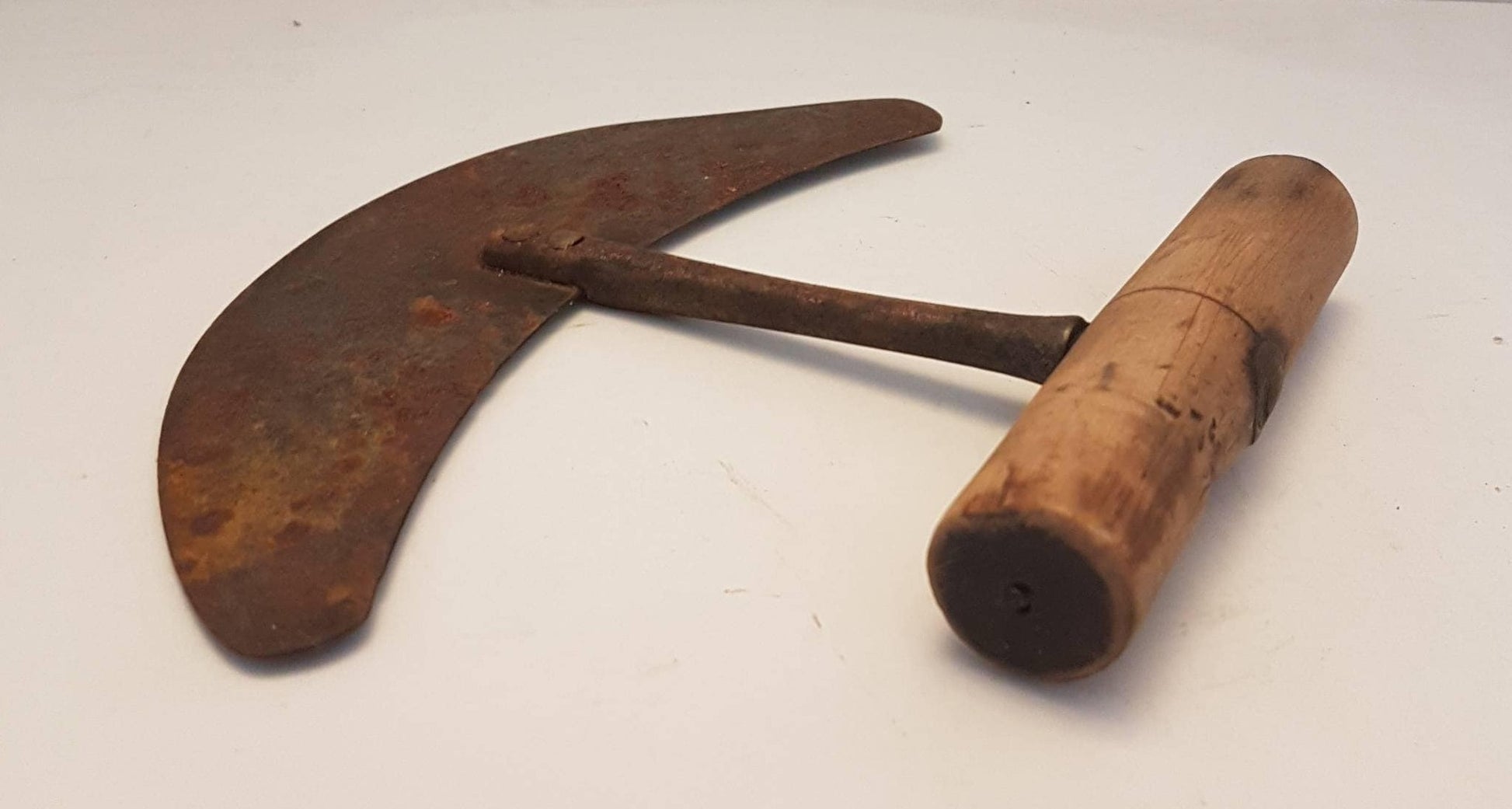 primitive hand tool canoe making hunting and fishing