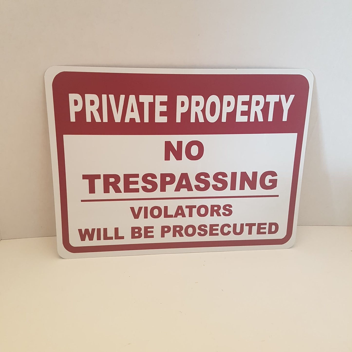 private property no trespassing violators will be prosecuted sign