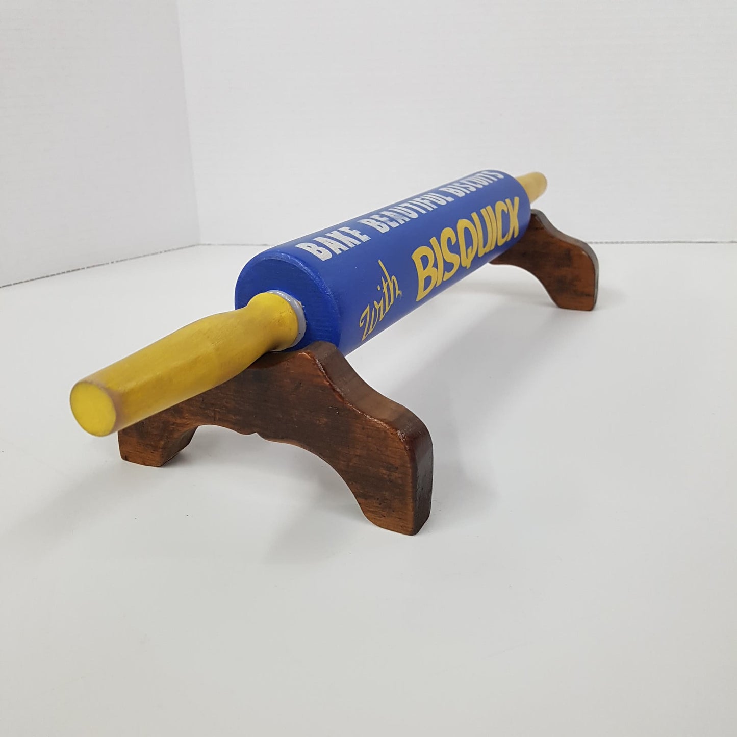 rolling pin bisquick