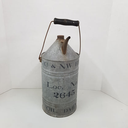 chicago & north western railway oil can
