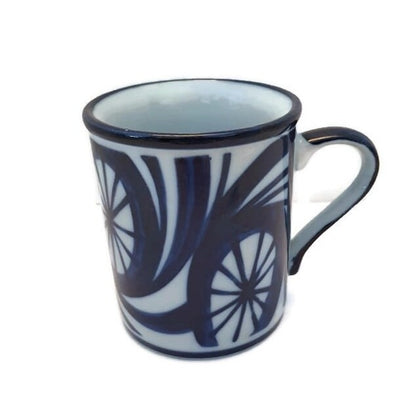 vintage nordic coffee tea mug wheels in the wind