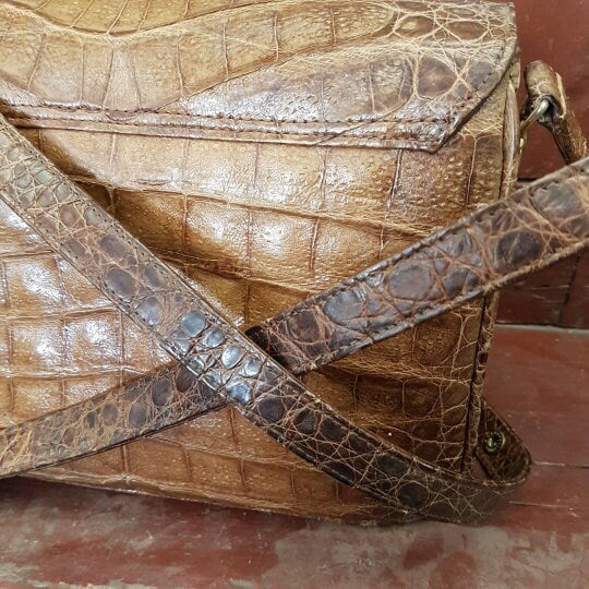 vintage leather purse bag and wallet handbag