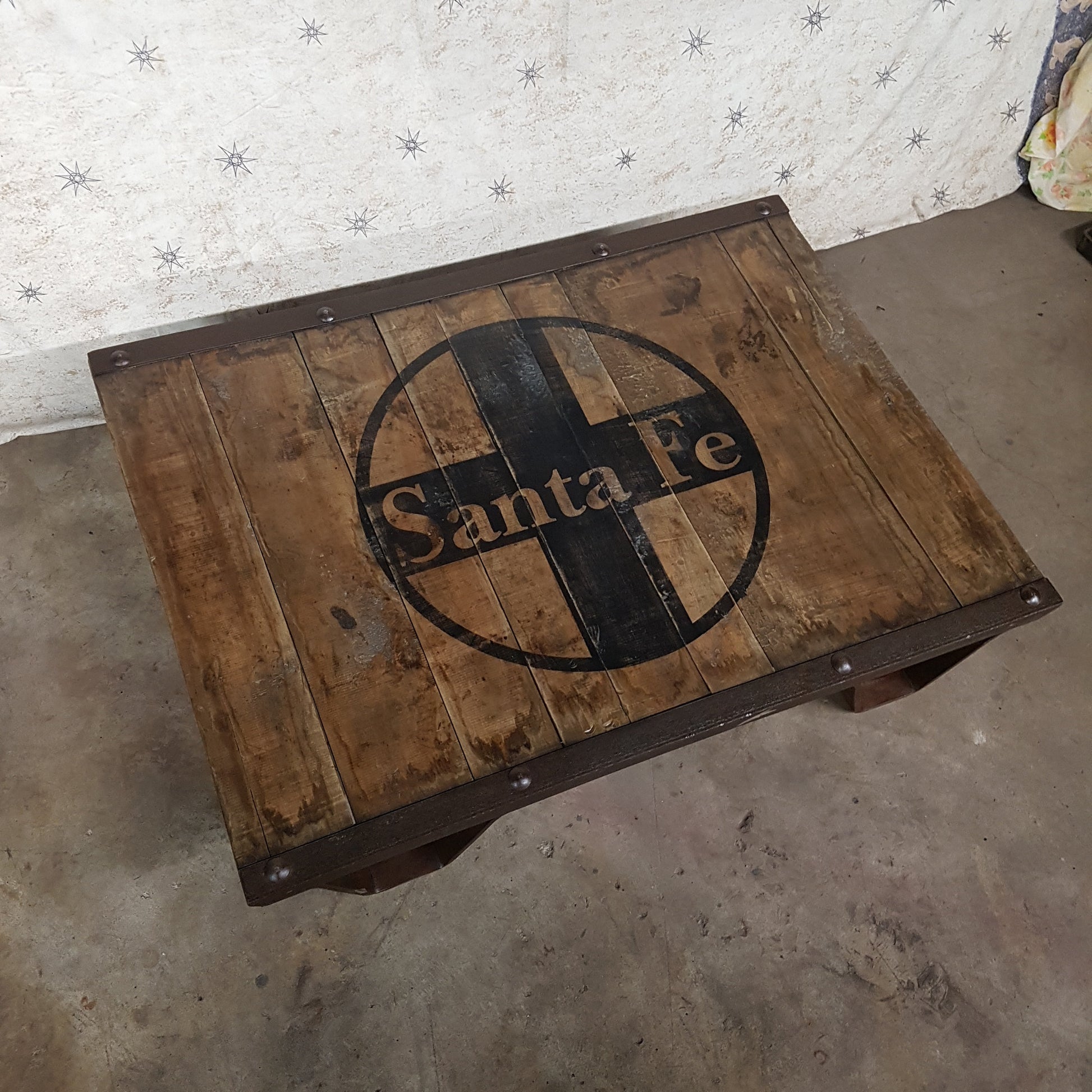 santa fe railway hardwood factory pallet