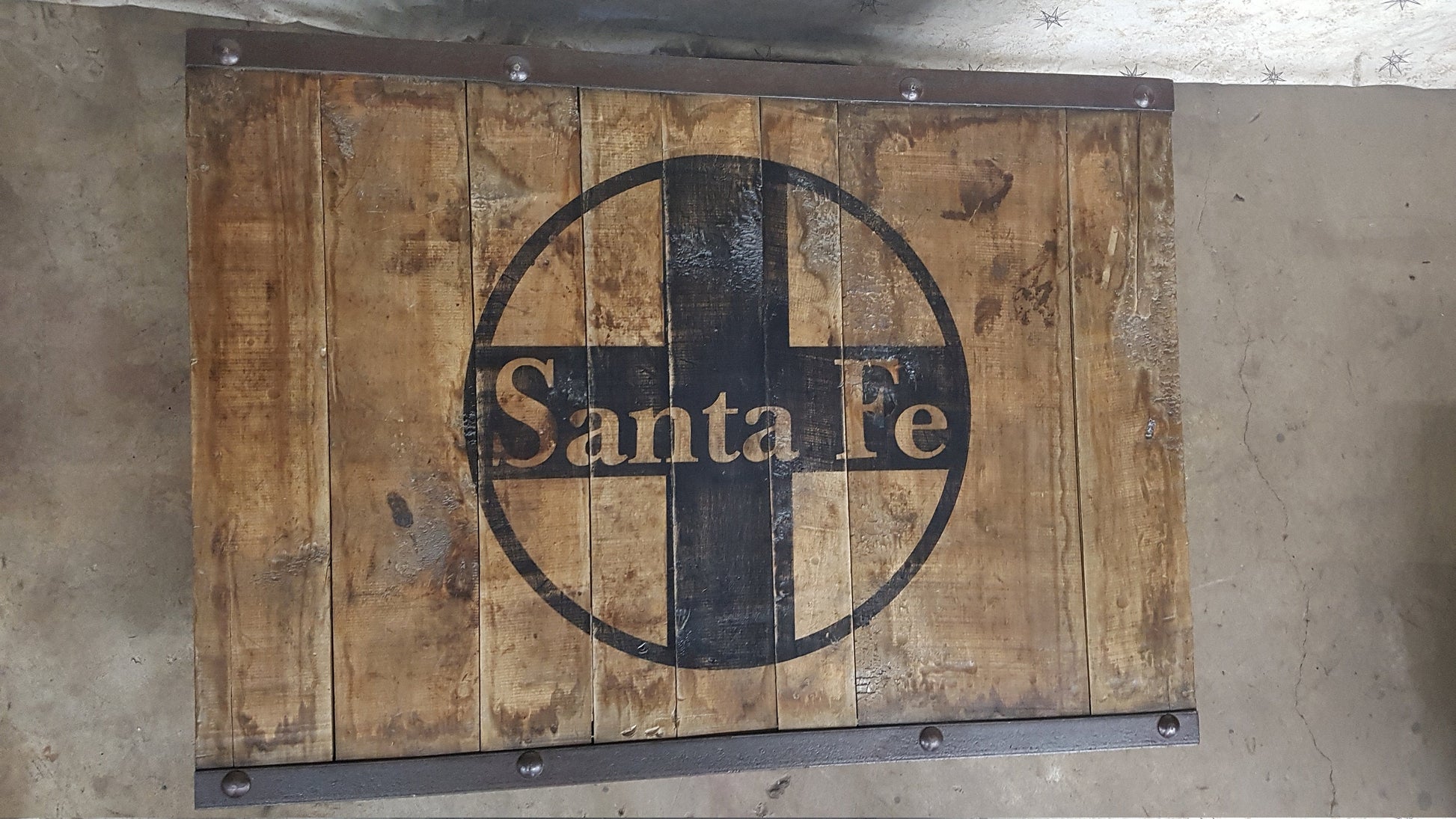 santa fe railway hardwood factory pallet