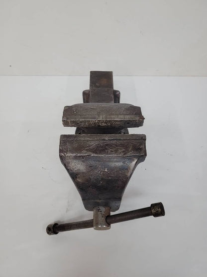 heavy steel vise stamped no # 6