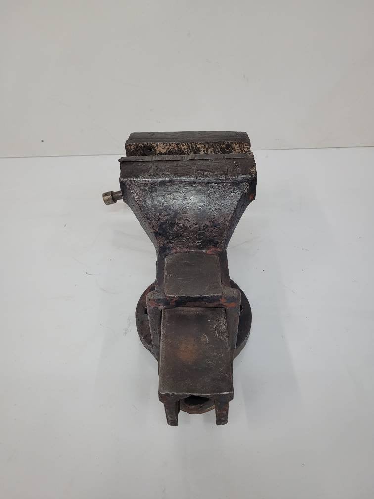 heavy steel vise stamped no # 6