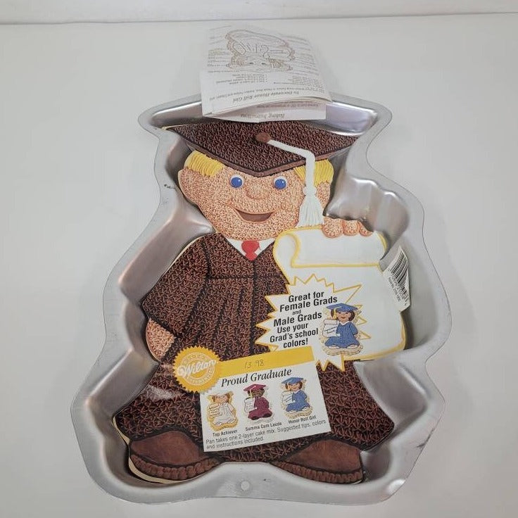 vintage wilton pan graduate cake pan with original manual
