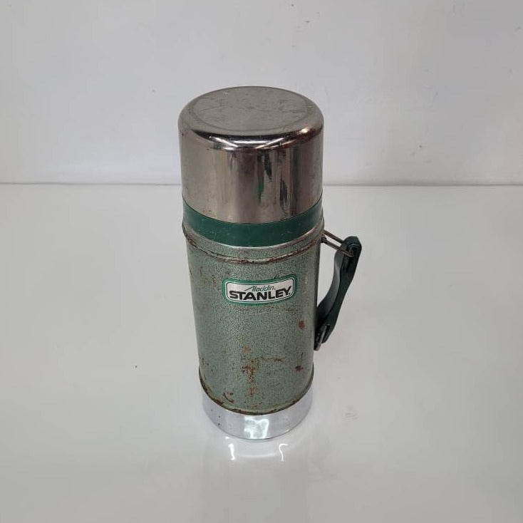 Vintage Wide Mouth Thermos in Blue and White Model 6402 Vacuum