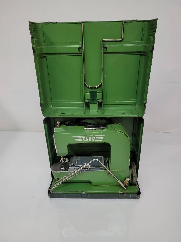 elna grasshopper portable quilting sewing machine