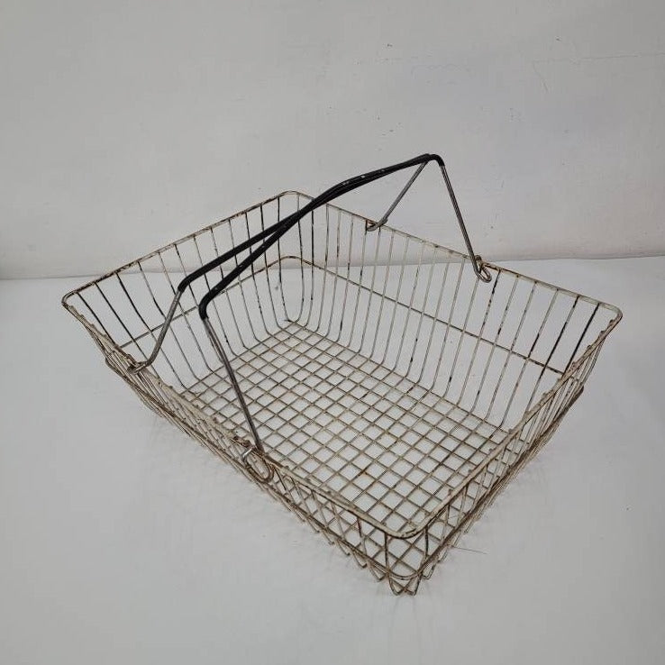 Vintage Metal Harvest Basket Farm Basket Grocery Store Display