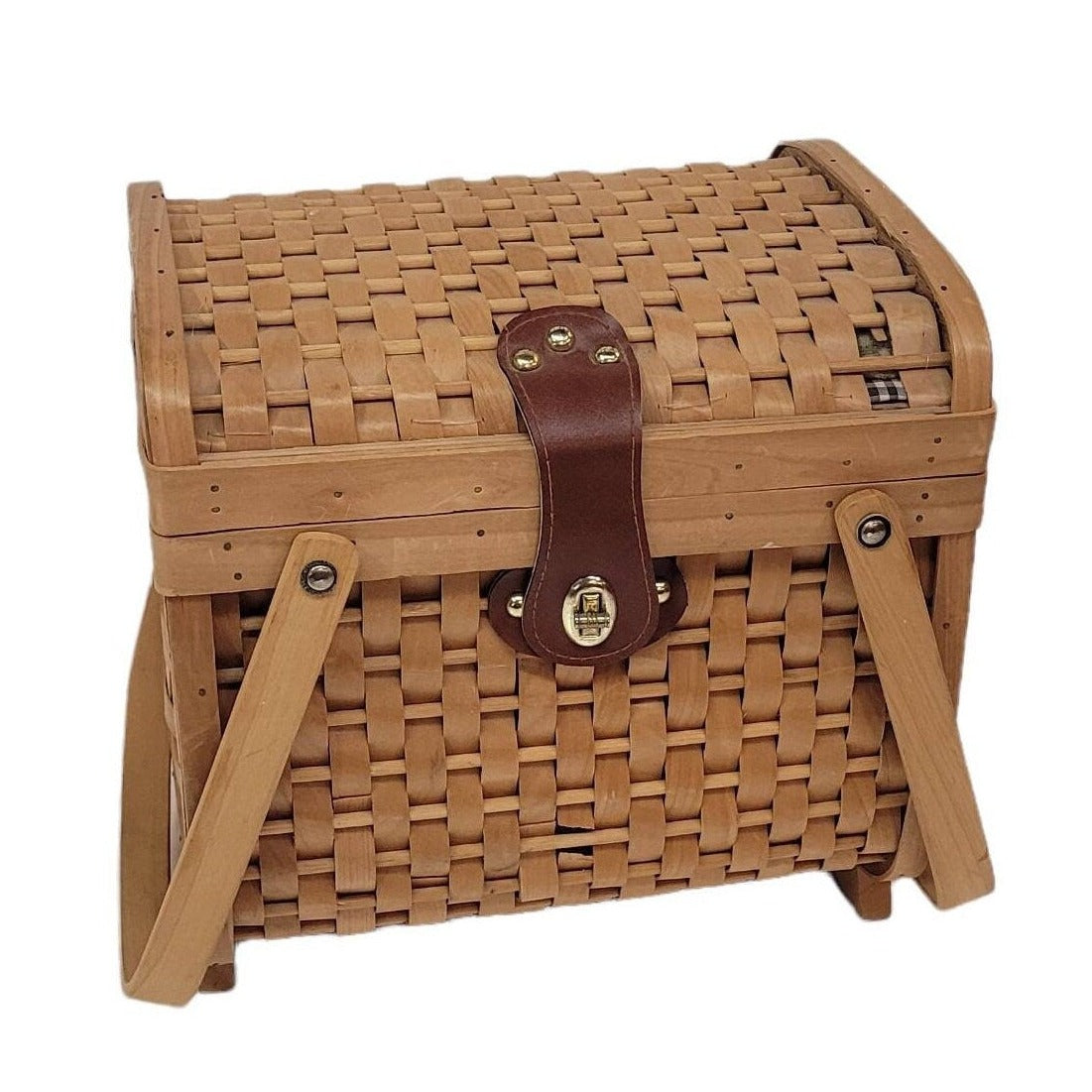 wicker picnic basket sewing basket storage organization