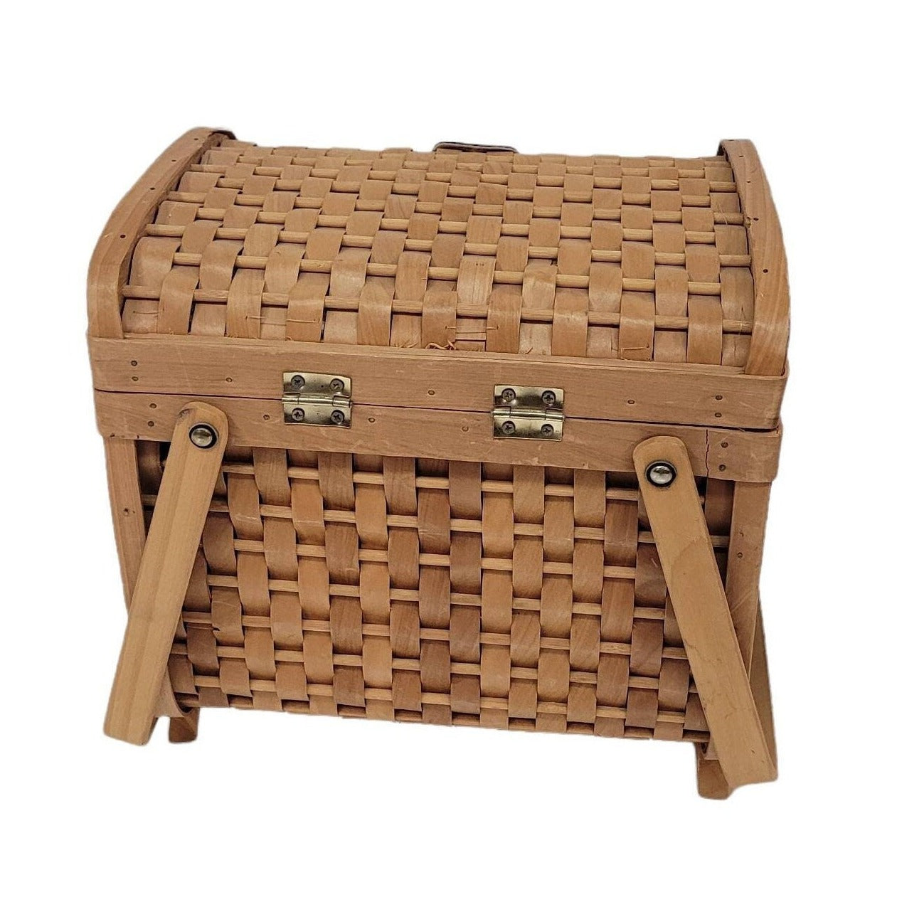 wicker picnic basket sewing basket storage organization